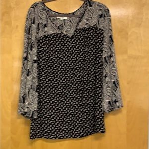 Tunic top by Umbee BoHo. Parsley print blk/white S